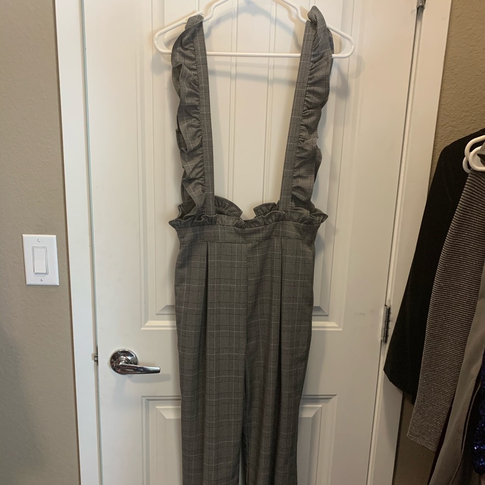 SOLD IN BUNDLE